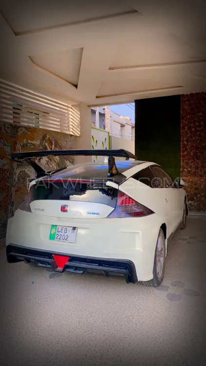 Honda CR-Z Sports Hybrid 2018 for Sale in Faisalabad Image-1