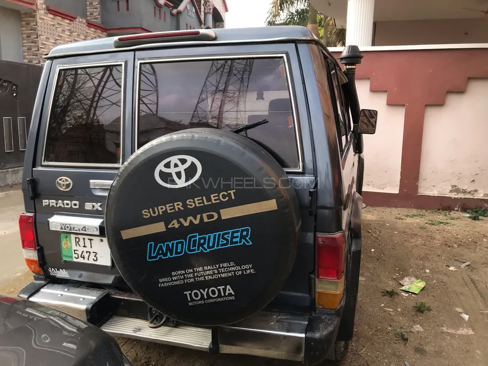 Toyota Land Cruiser 1990 for Sale in Bhimber Image-1