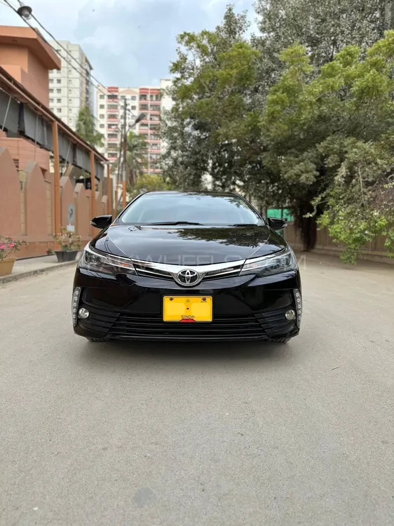 Toyota Corolla 2017 for Sale in Karachi Image-1