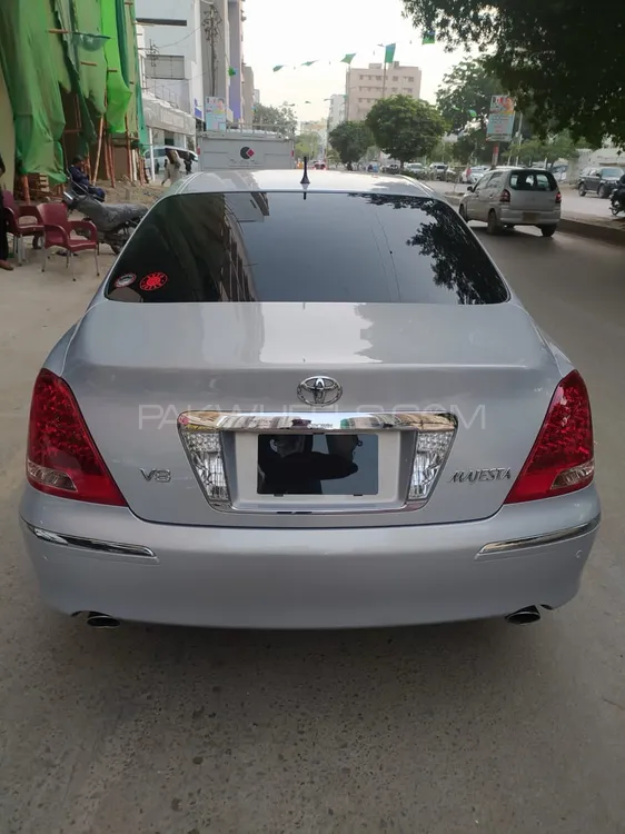 Toyota Crown 2005 for sale in Islamabad