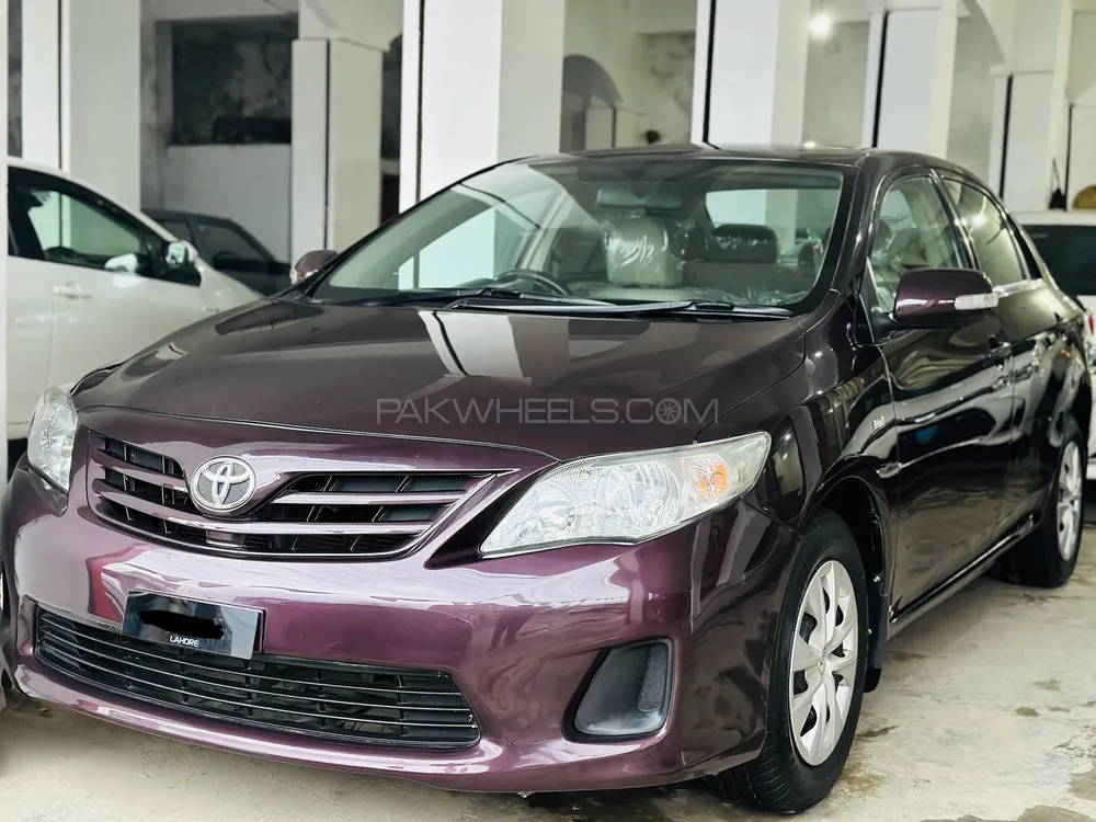 Toyota Corolla 2013 for Sale in Swat Image-1