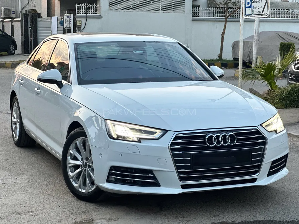 Audi A4 2018 for Sale in Sialkot Image-1
