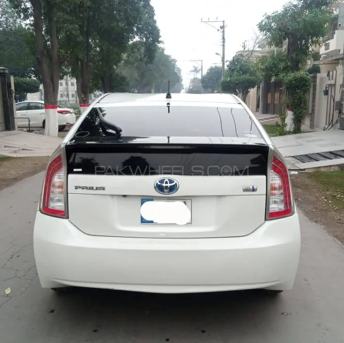 Toyota Prius 2015 for sale in Gujranwala