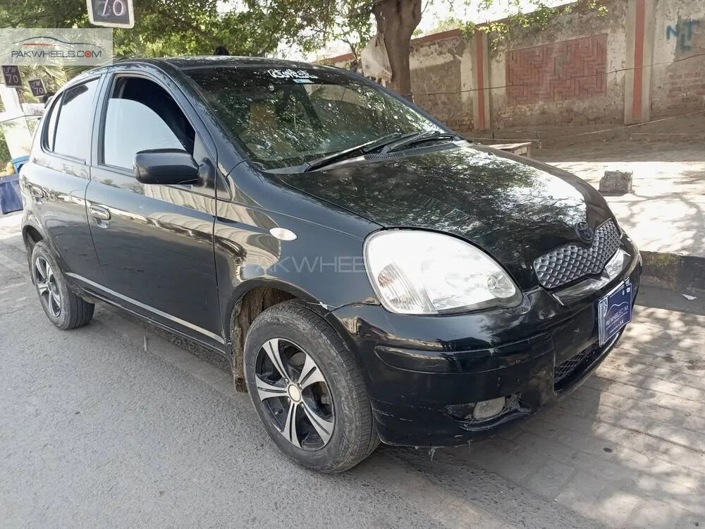 Toyota Vitz 2004 for sale in Faisalabad