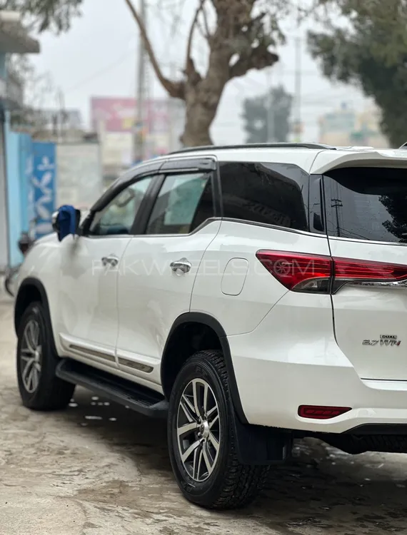 Toyota Fortuner 2017 for Sale in Bahawalpur Image-1
