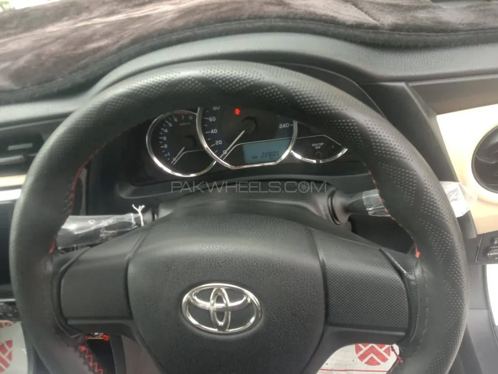 Toyota Corolla 2018 for Sale in Karachi Image-1