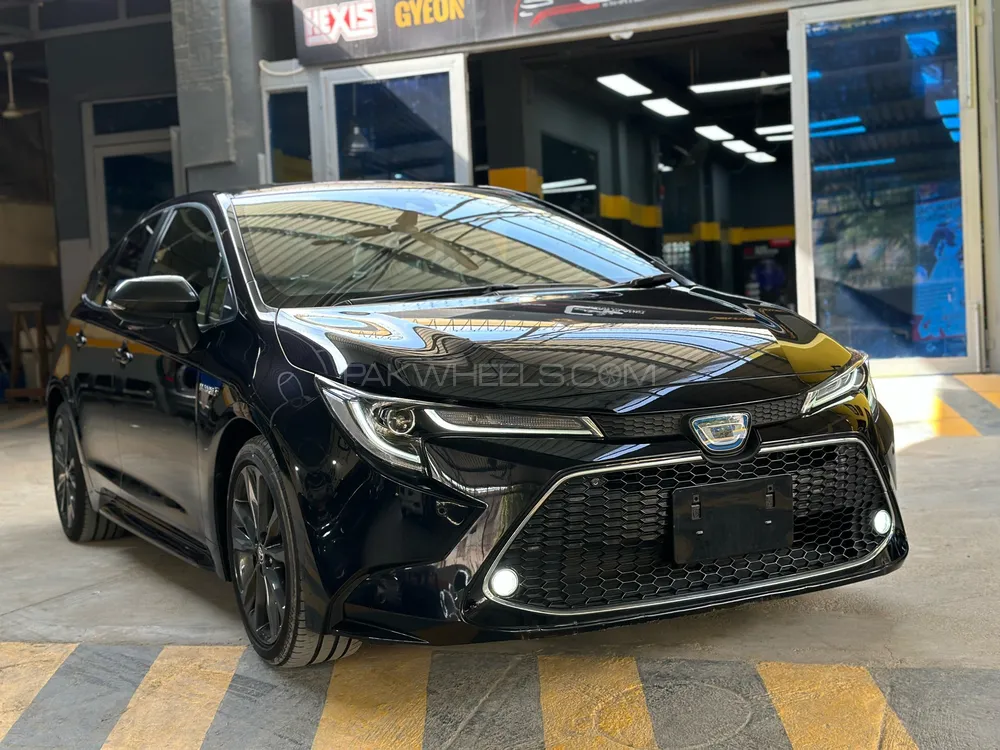 Toyota Corolla Hybrid 2020 for sale in Karachi