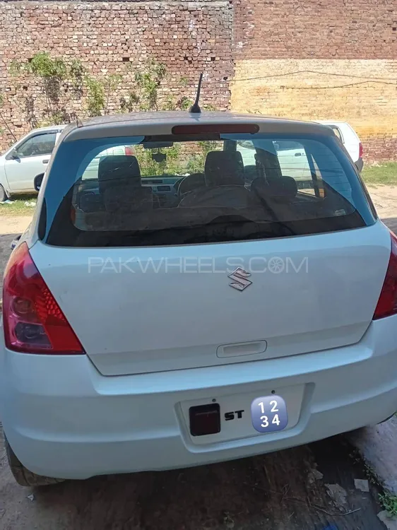 Suzuki Swift 2011 for sale in Sialkot