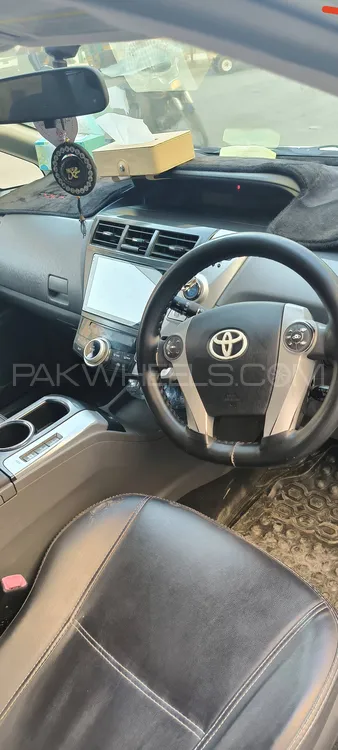 Toyota Prius Alpha 2013 for sale in Karachi