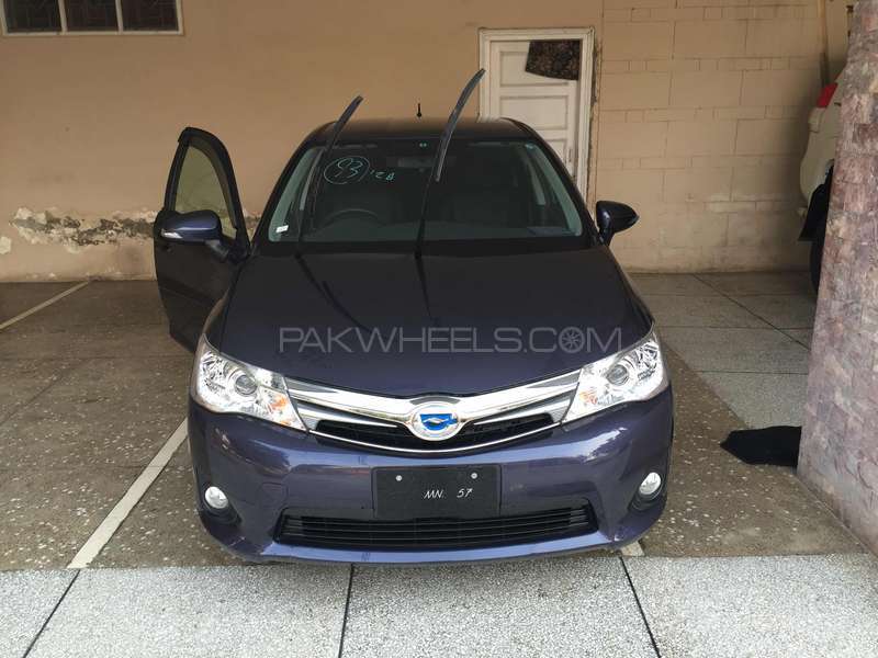 Toyota Corolla Fielder 2014 for Sale in Multan Image-1