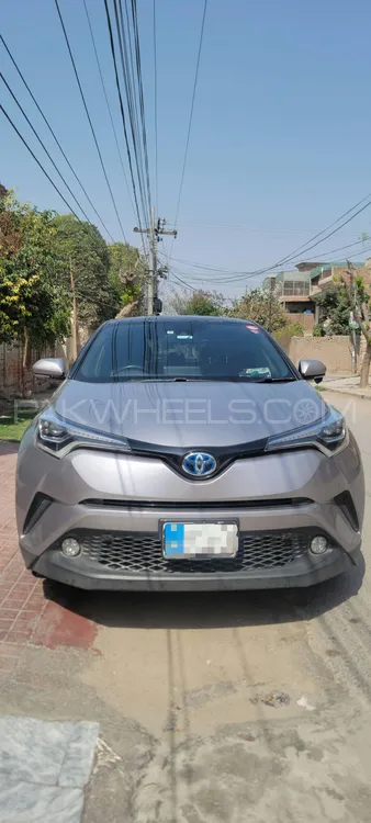 Toyota C-HR 2017 for Sale in Multan Image-1