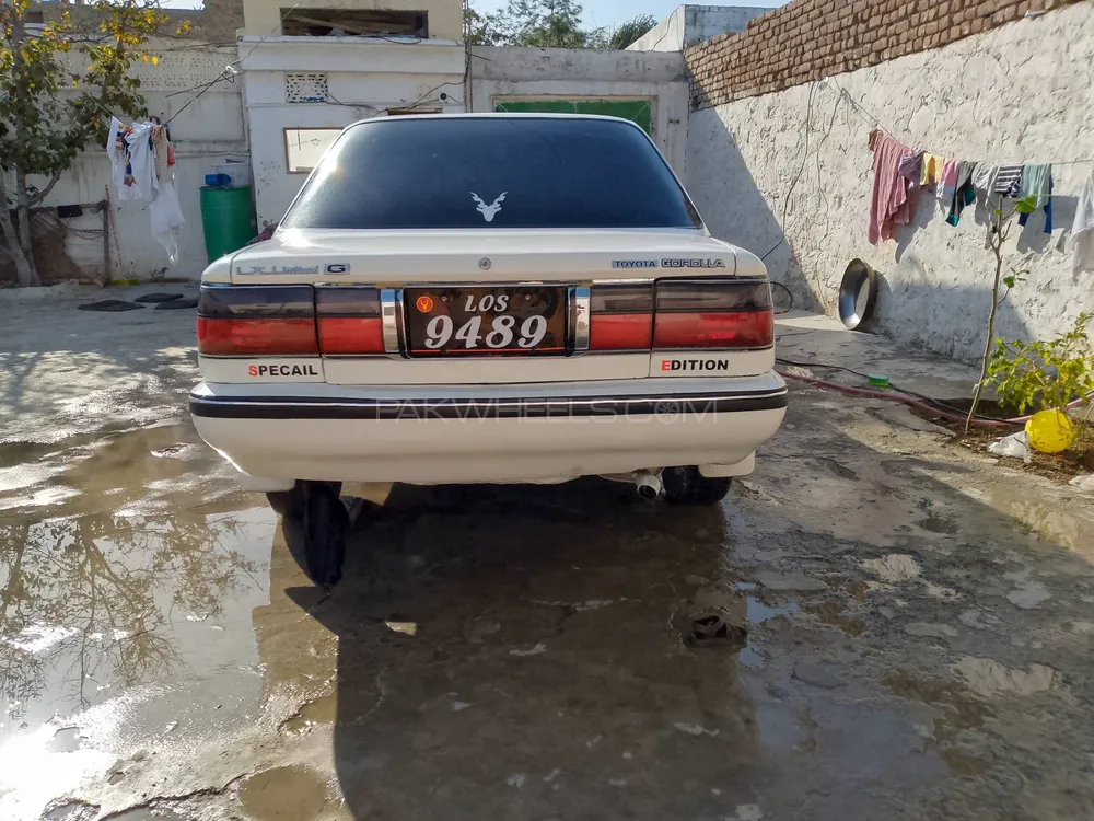 Toyota Corolla 1988 for sale in Nowshera