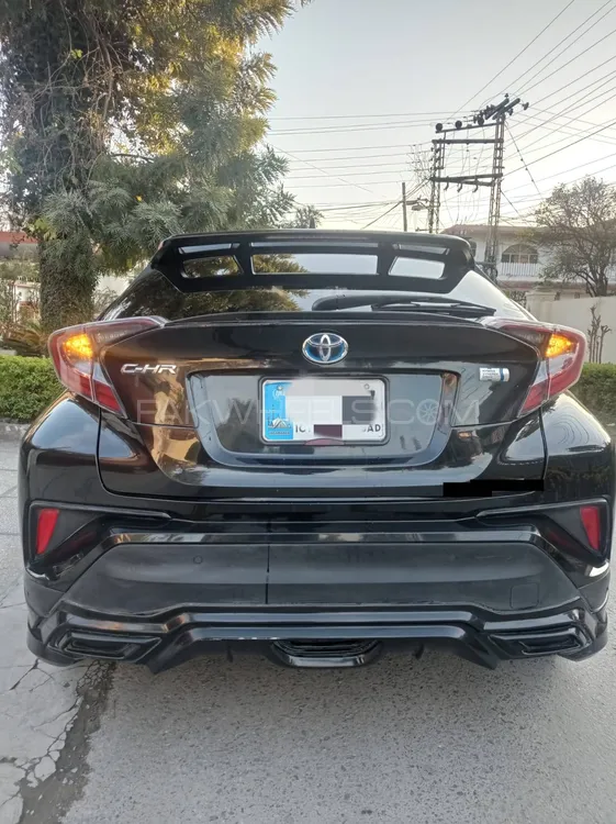 Toyota C-HR 2017 for sale in Islamabad