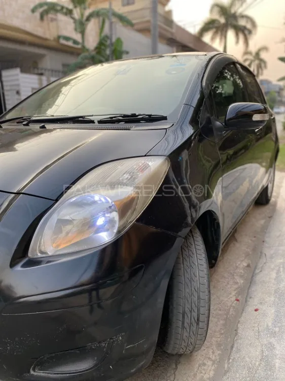 Toyota Vitz 2008 for Sale in Lahore Image-1