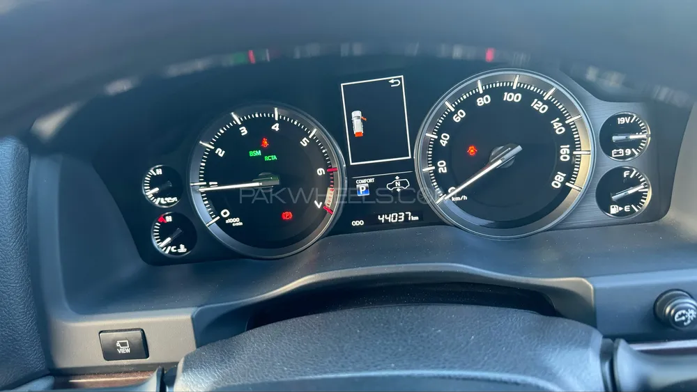Toyota Land Cruiser 2019 for Sale in Islamabad Toyota Land Cruiser 2019 for Sale in Islamabad Image-4