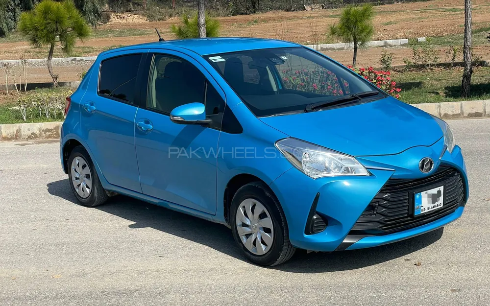 Toyota Vitz 2017 for Sale in Rawalpindi Image-1