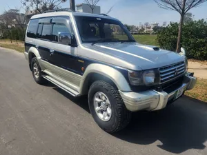 Mitsubishi Pajero Exceed Automatic 2.8D 1995 for Sale
