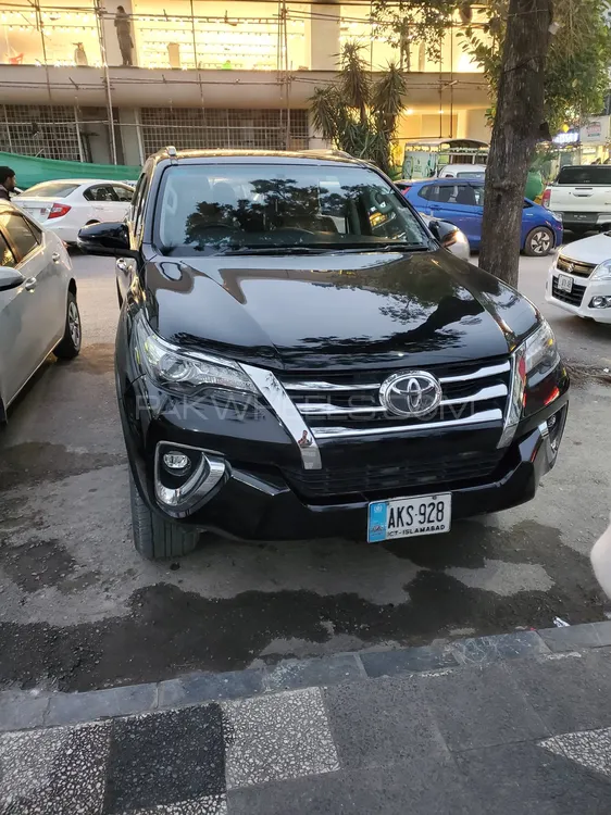 Toyota Fortuner 2018 for Sale in Swatmingora Image-1