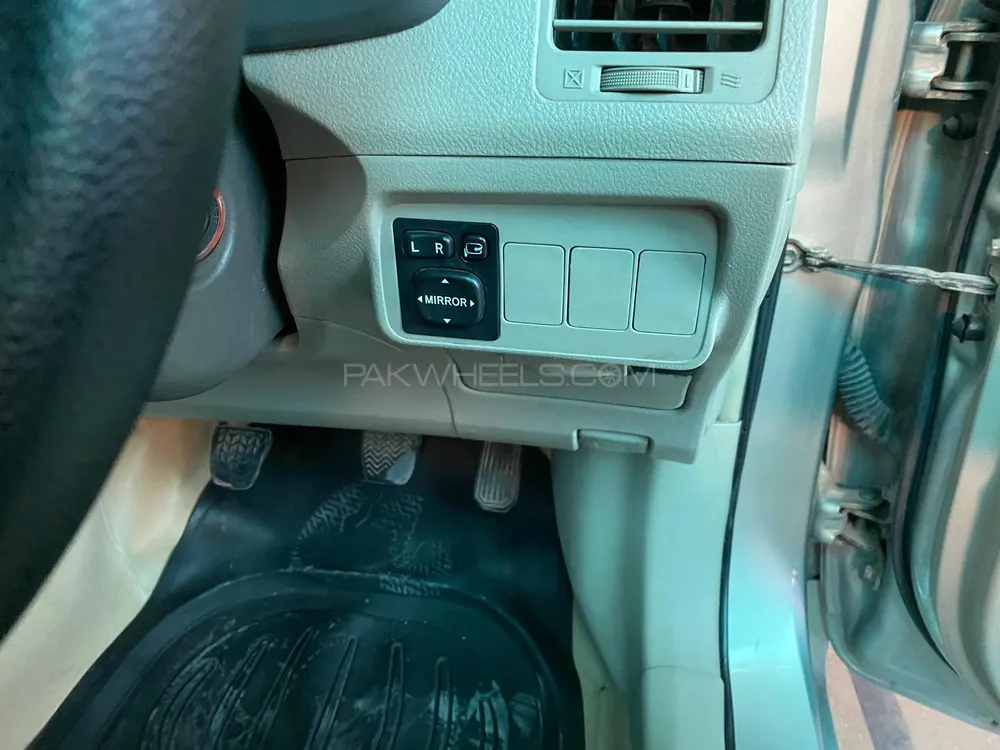 Toyota Corolla 2011 for sale in Kohat