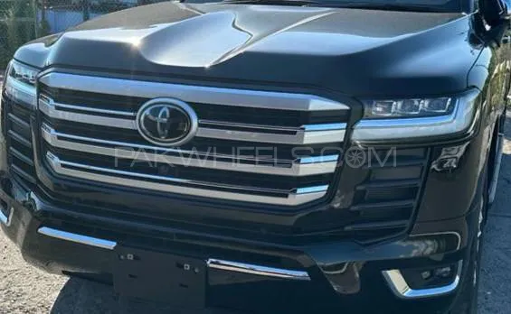 Toyota Land Cruiser 2023 for Sale in Islamabad Image-1