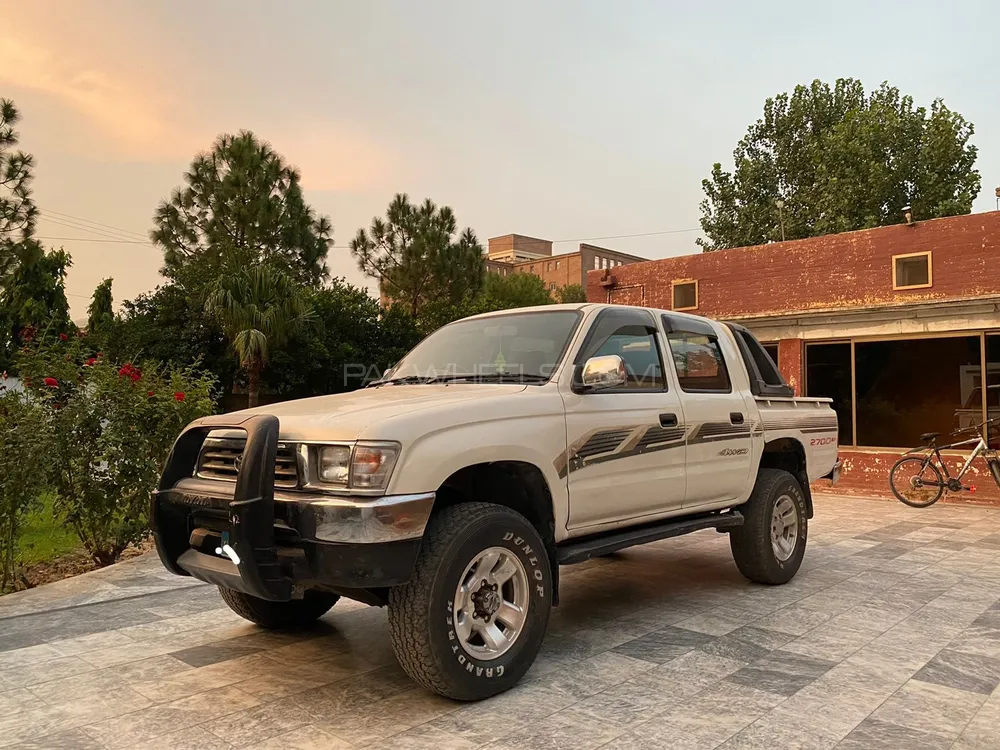 Toyota Hilux 1998 for sale in Peshawar