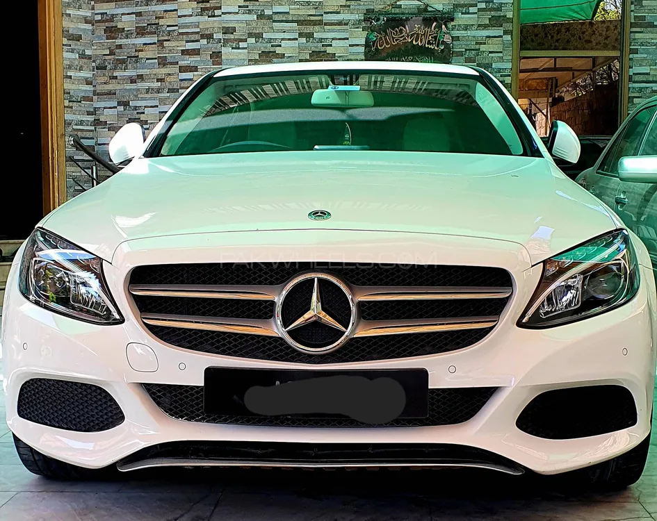 Mercedes Benz C Class 2018 for Sale in Peshawar Image-1