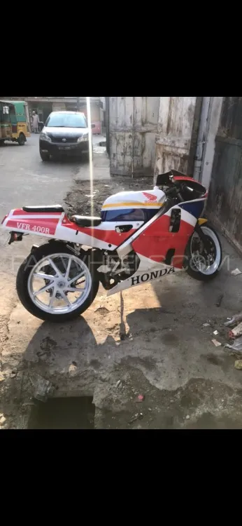 Honda VFR 400 RR 1998 for Sale Image-1