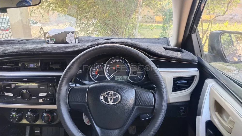 Toyota Corolla 2015 for Sale in Kashmore Image-1