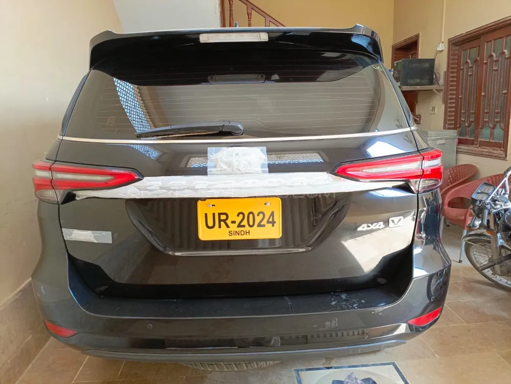 Toyota Fortuner 2023 for Sale in Sukkur Image-1