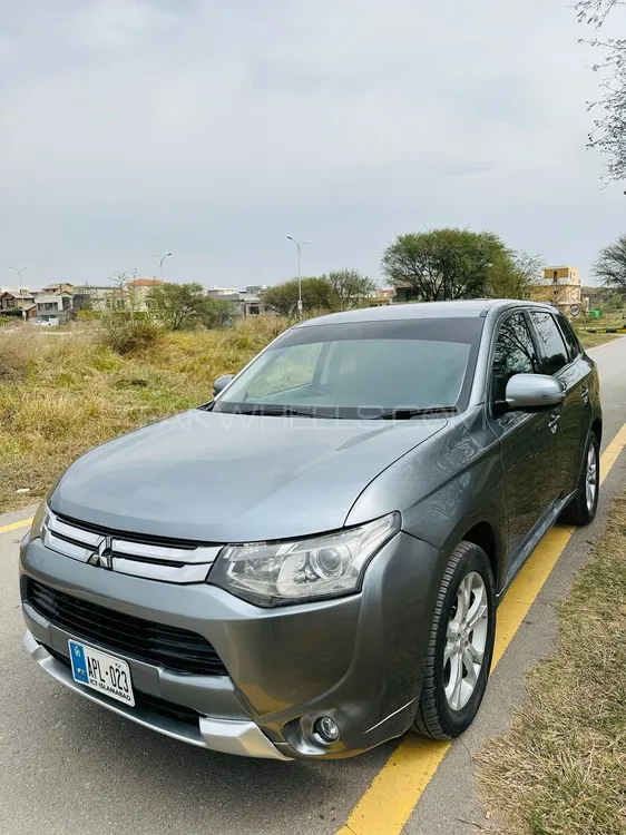 Mitsubishi Outlander 2014 for Sale in Islamabad Image-1