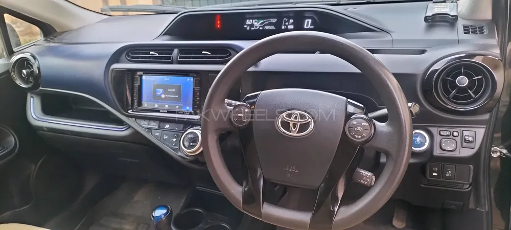 Toyota Aqua 2019 for Sale in Multan Image-1