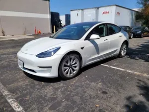 Tesla Model 3 Long Range 2021 for Sale