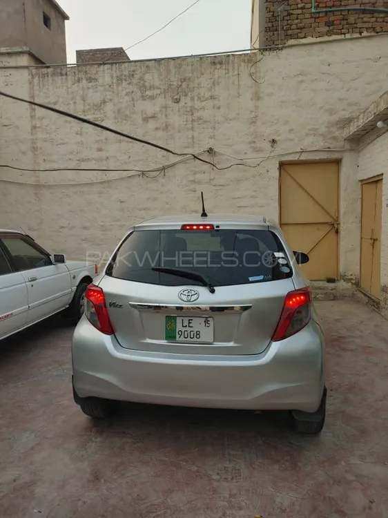 Toyota Prius 2012 for Sale in Karoor pacca Image-1