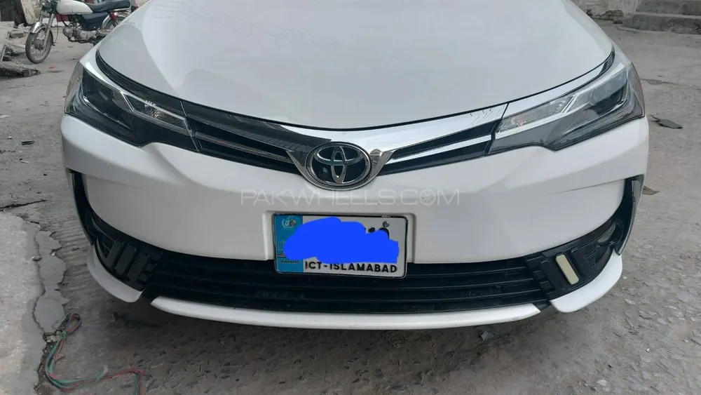 Toyota Corolla 2018 for Sale in Attock Image-1