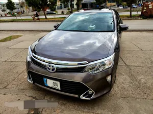 Toyota Camry Hybrid 2015 for Sale