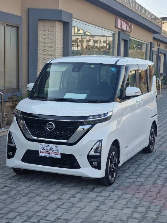 Nissan Roox 2022 for Sale in Peshawar Image-1