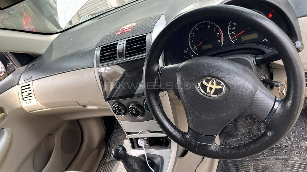 Toyota Corolla 2014 for Sale in Taxila Image-1