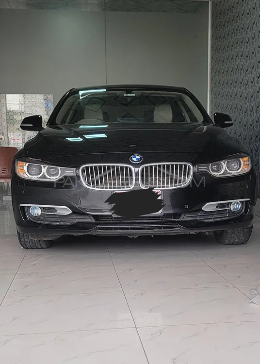 BMW / بی ایم ڈبلیو 3 سیریز 2014 for Sale in فیصل آباد Image-1