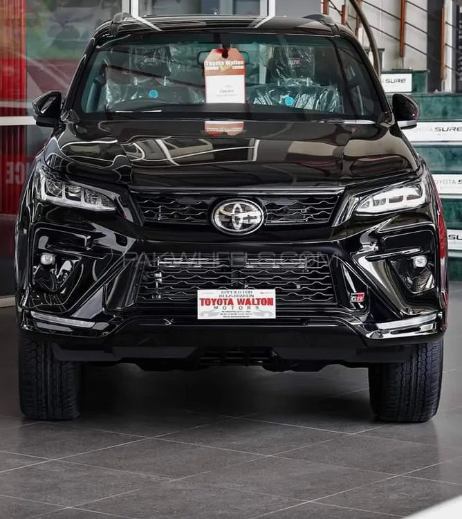 Toyota Fortuner 2024 for Sale in Islamabad Image-1