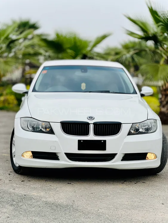 BMW / بی ایم ڈبلیو 3 سیریز 2005 for Sale in سرگودھا Image-1