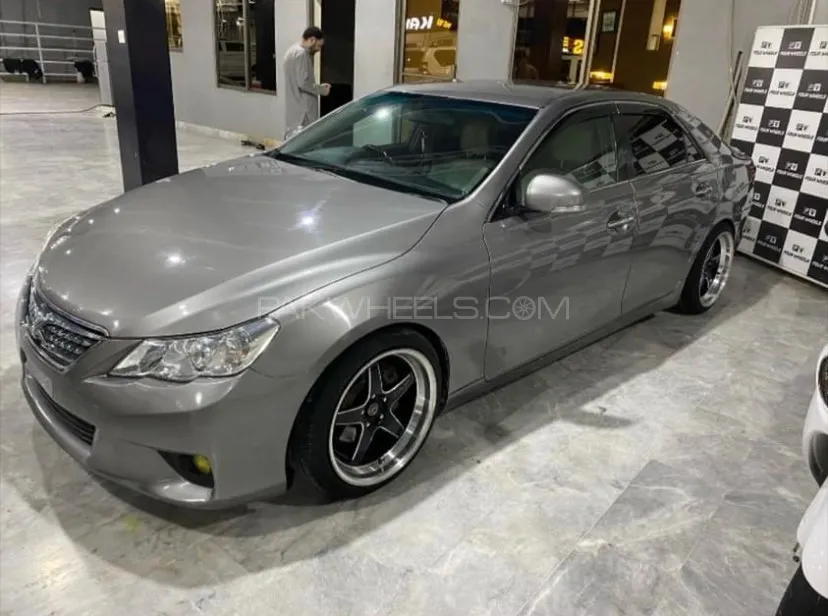 Toyota Mark X 2010 for Sale in Peshawar Image-1
