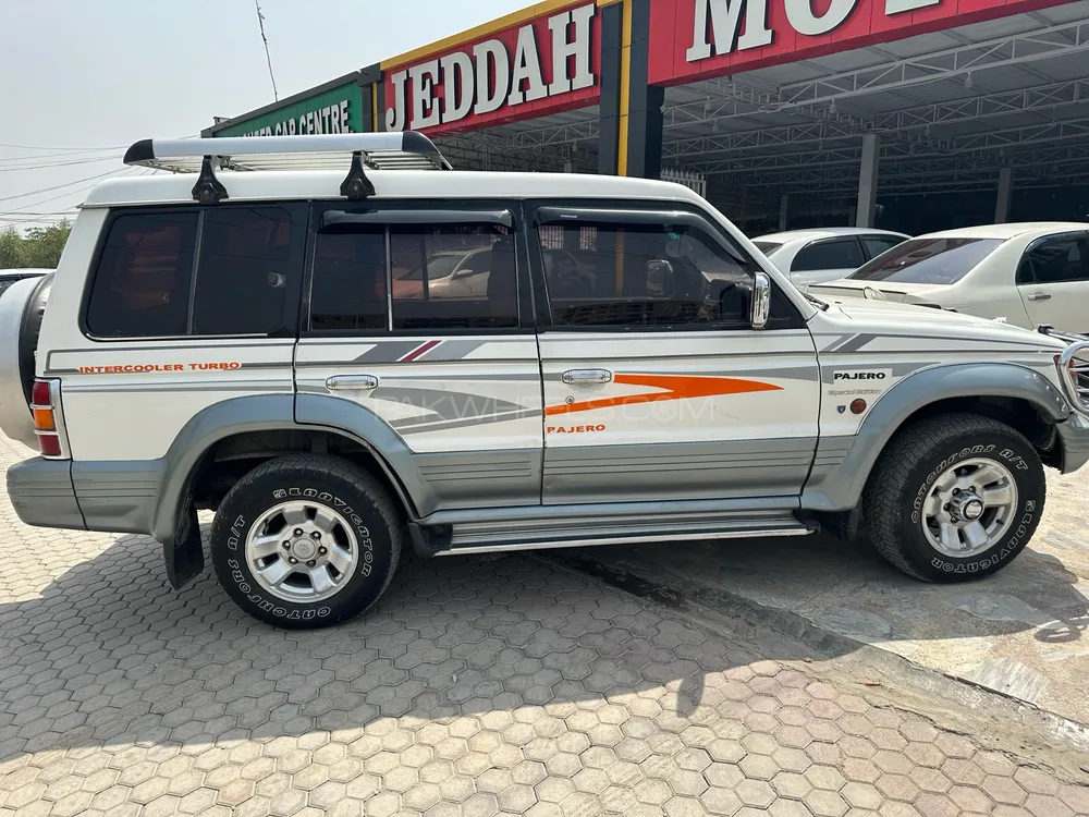 Mitsubishi Pajero 1993 for sale in Peshawar