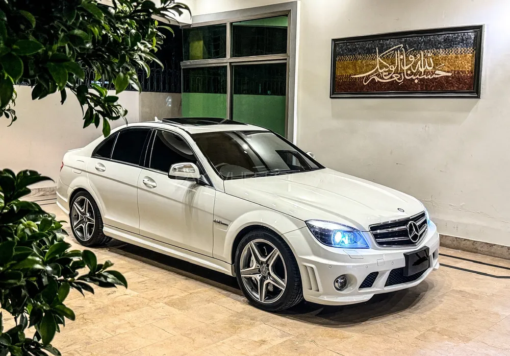 Mercedes Benz C Class 2009 for Sale in Lahore Image-1