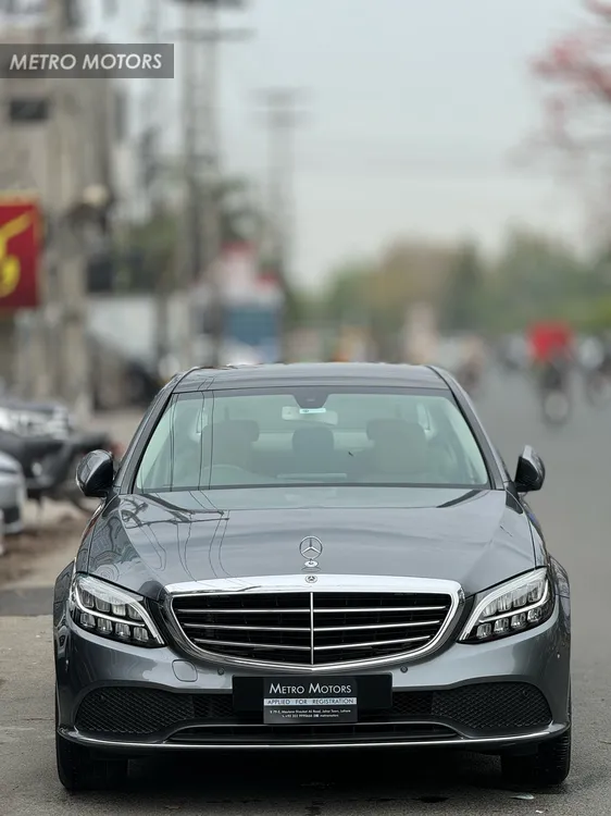 Mercedes Benz C Class 2019 for Sale in Lahore Image-1