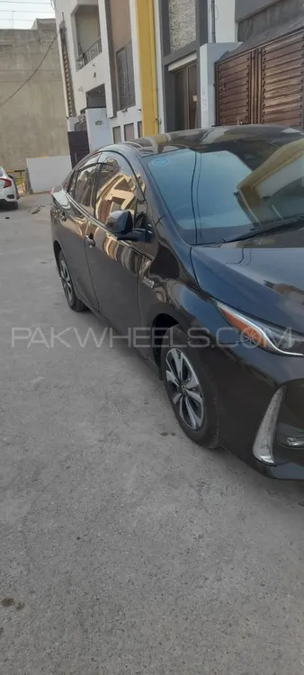 Toyota Prius 2018 for sale in Karachi