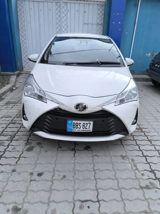 Toyota Vitz 2017 for Sale in Nowshera cantt Image-1
