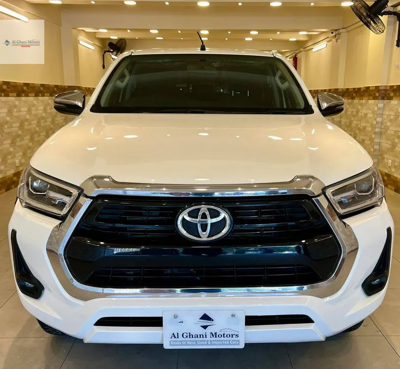 Toyota Hilux 2021 for Sale in Karachi Image-1