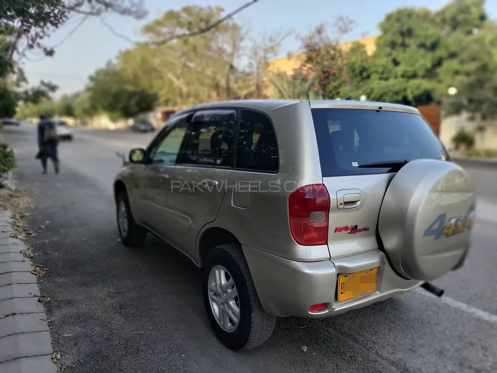 ٹویوٹا راو 4 2001 for Sale in کراچی ٹویوٹا راو 4 2001 for Sale in کراچی Image-3