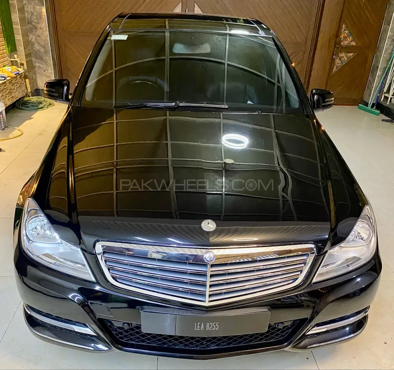 Mercedes Benz C Class 2013 for Sale in Nowshera Image-1