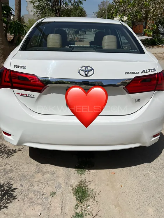 Toyota Corolla 2016 for Sale in Burewala Image-1